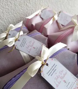 Recuerditos de cosmetiqueras cajitas